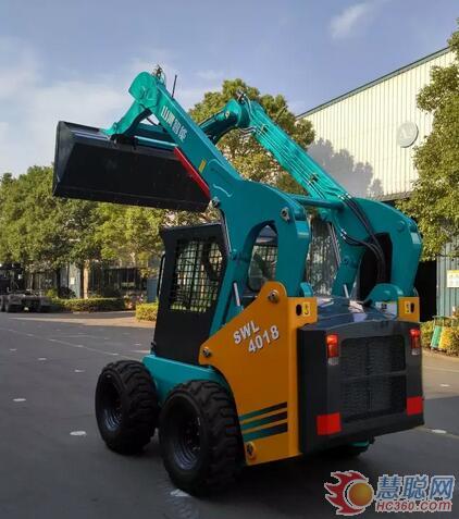 新品品鉴：山河智能SWL4018滑移装载机盛装起航